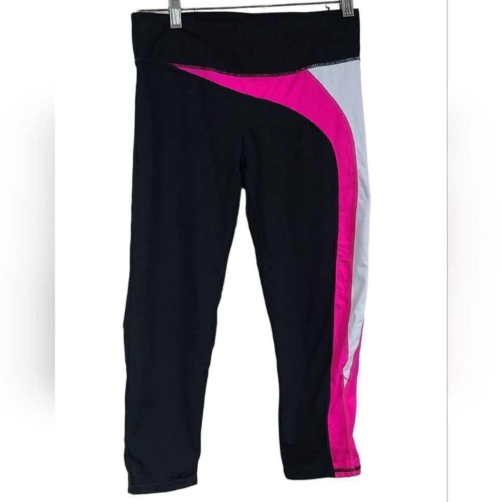 Fabletics PowerHold Capri Leggings S Black Pink Colorblock Pocket Compression - Picture 2 of 10